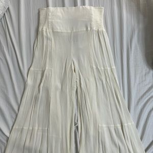 the perfect flowy beachy pants